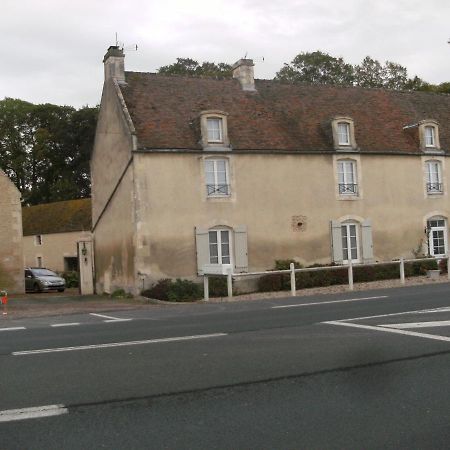 Hotel Grange Dans Ancien Corps De Ferme Bellengreville  Exteriér fotografie