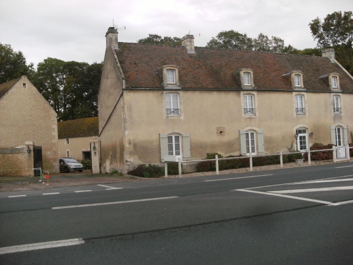 Hotel Grange Dans Ancien Corps De Ferme Bellengreville  Exteriér fotografie